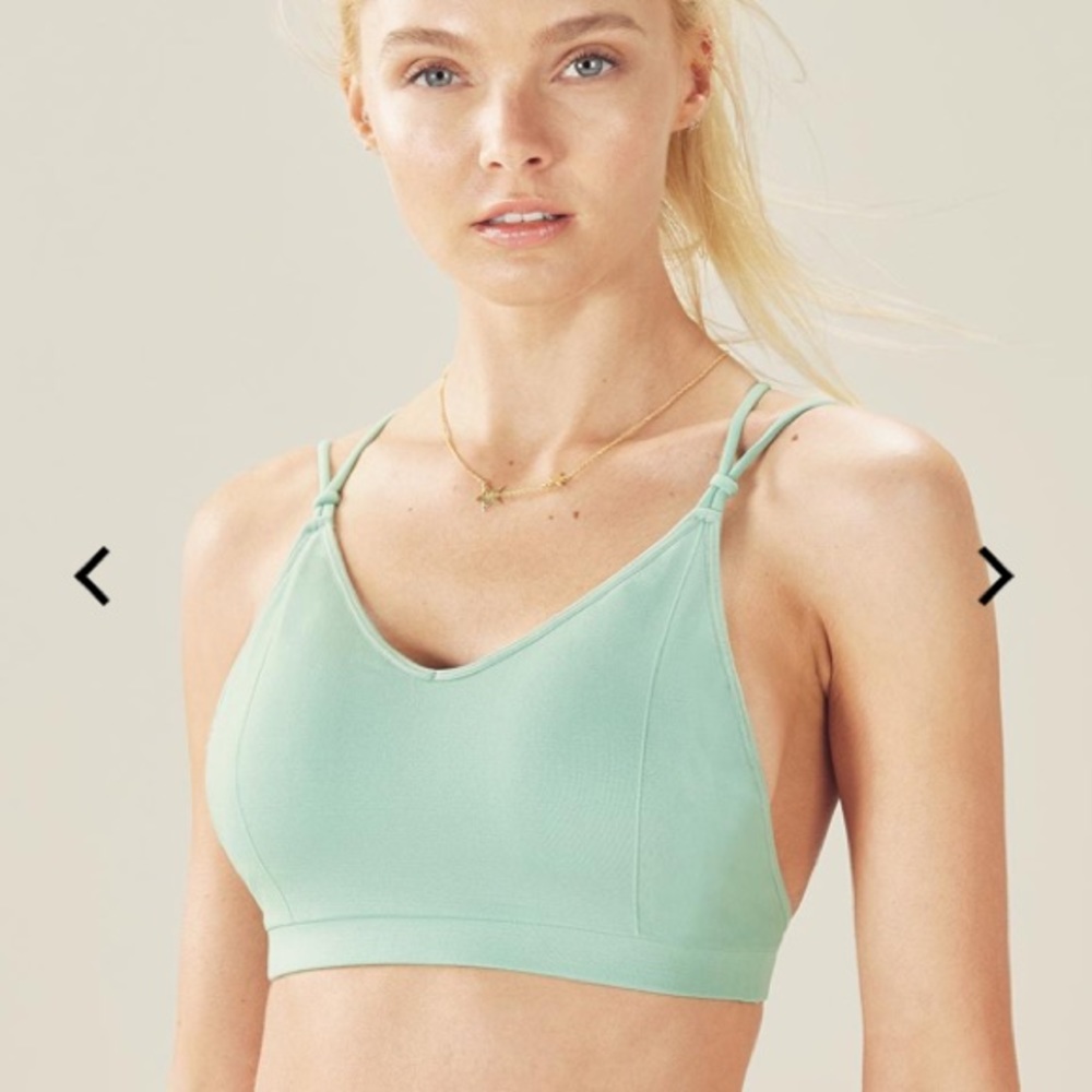 New without tag Fabletics sport a bra